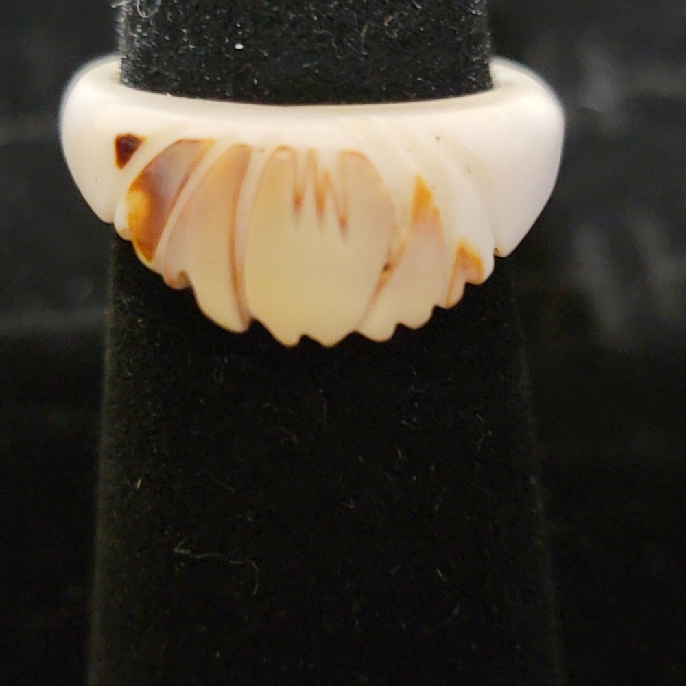 Beautiful ring made from seashells.   Brown beige and tan Size 6 1/2